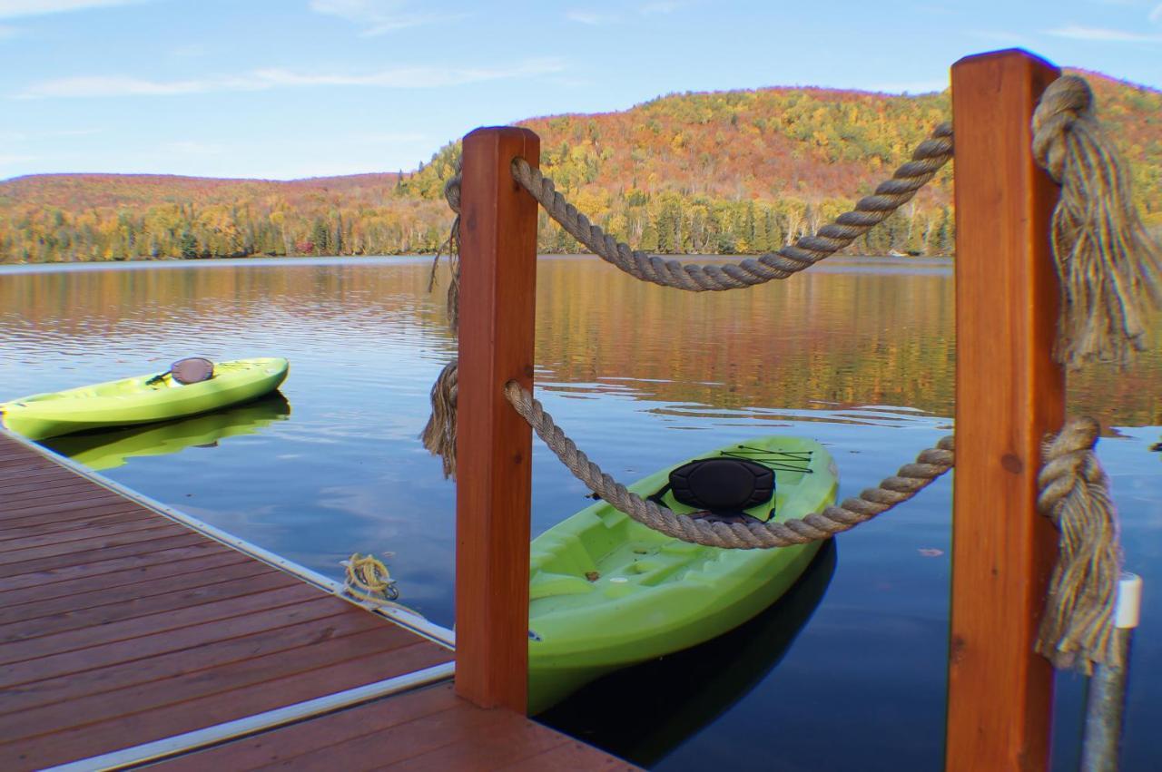 Motel Ours Bleu Lac-Saguay Екстериор снимка